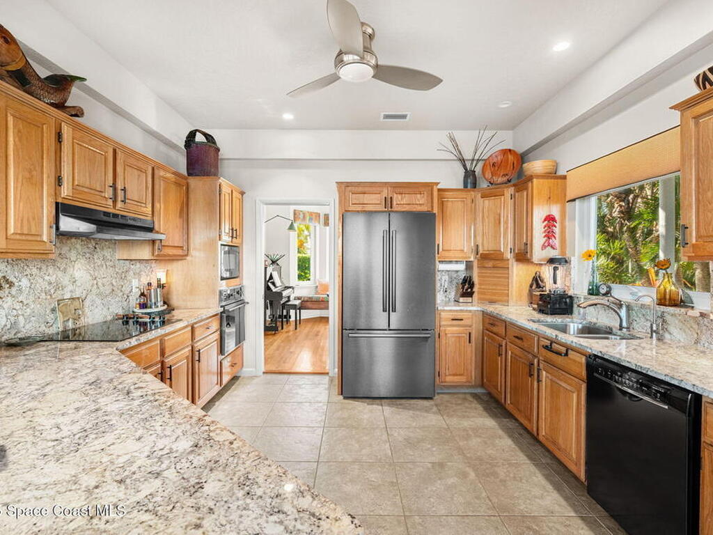 450 Ross Avenue, Melbourne Beach, FL 32951