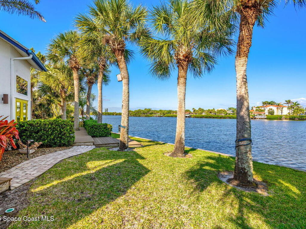 450 Ross Avenue, Melbourne Beach, FL 32951