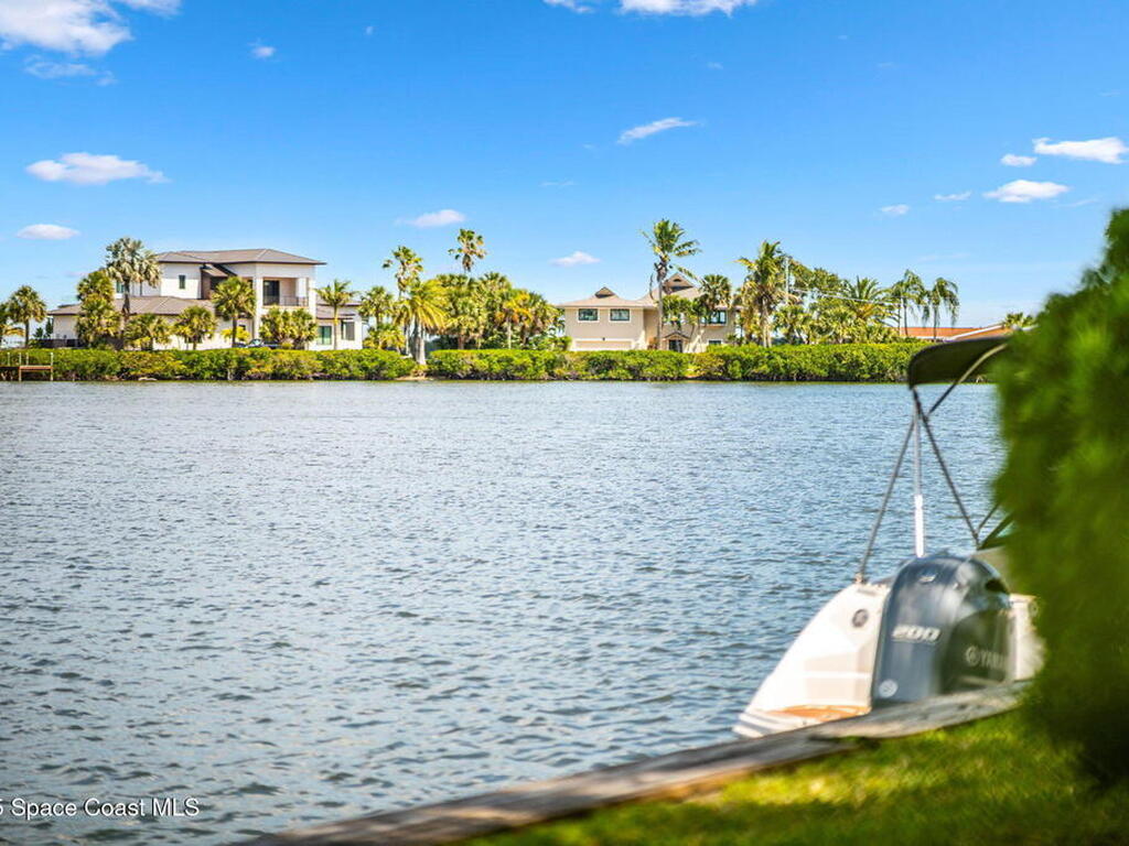 450 Ross Avenue, Melbourne Beach, FL 32951