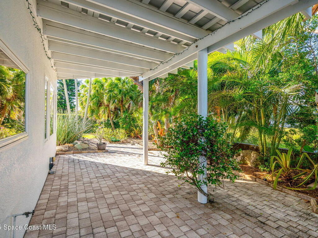450 Ross Avenue, Melbourne Beach, FL 32951