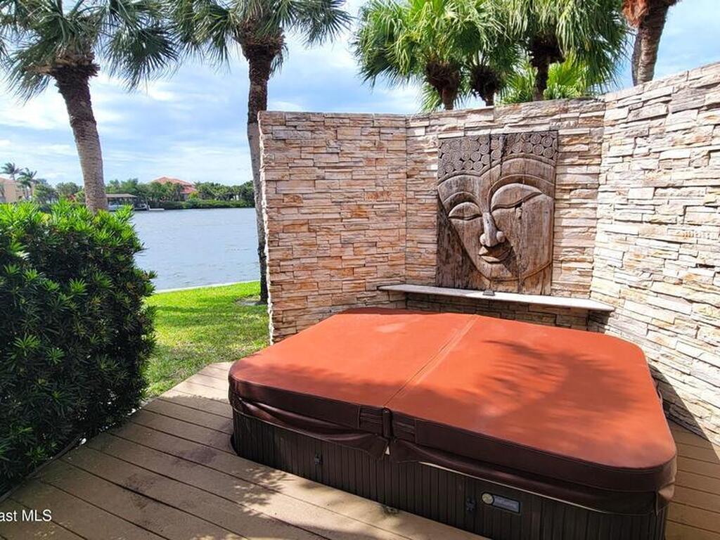 450 Ross Avenue, Melbourne Beach, FL 32951