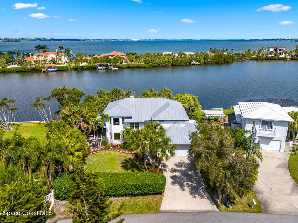 450 Ross Avenue, Melbourne Beach, FL 32951