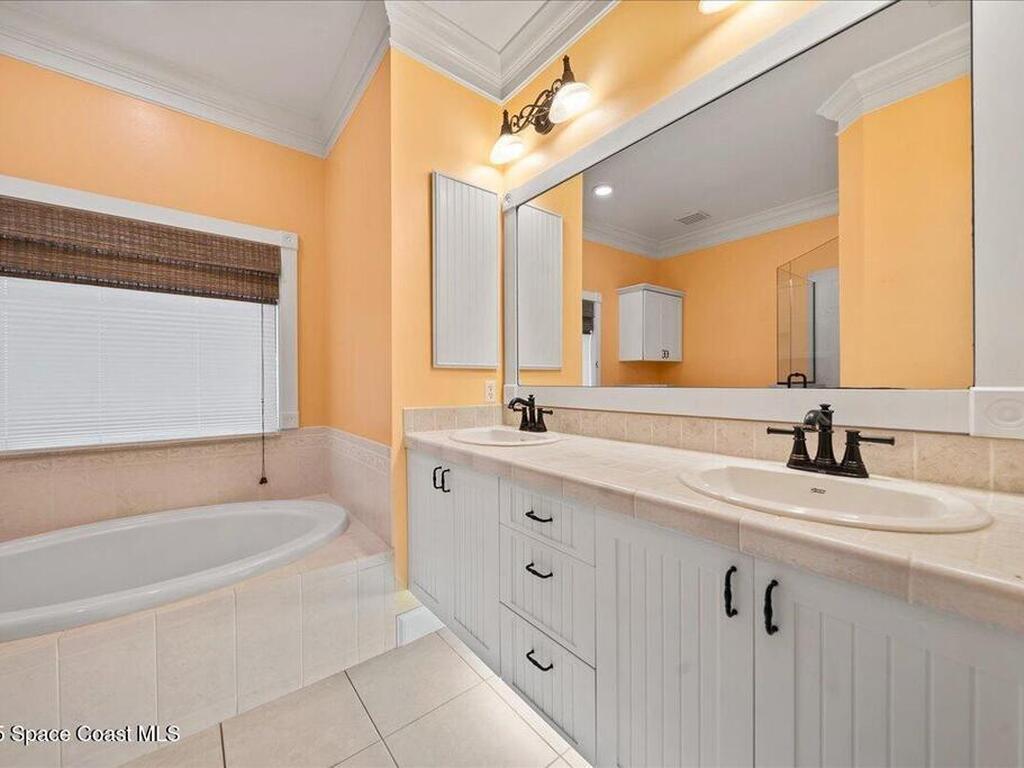 119 Signature Drive, Melbourne Beach, FL 32951