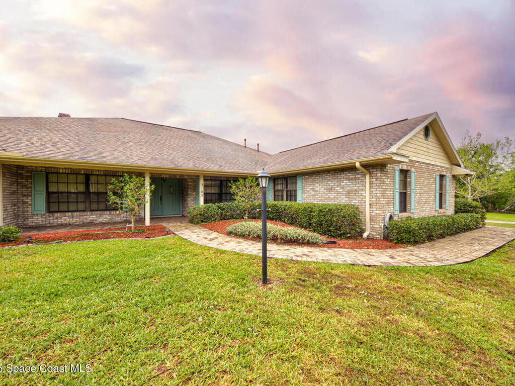 3105 Diamond Road, Titusville, FL 32796