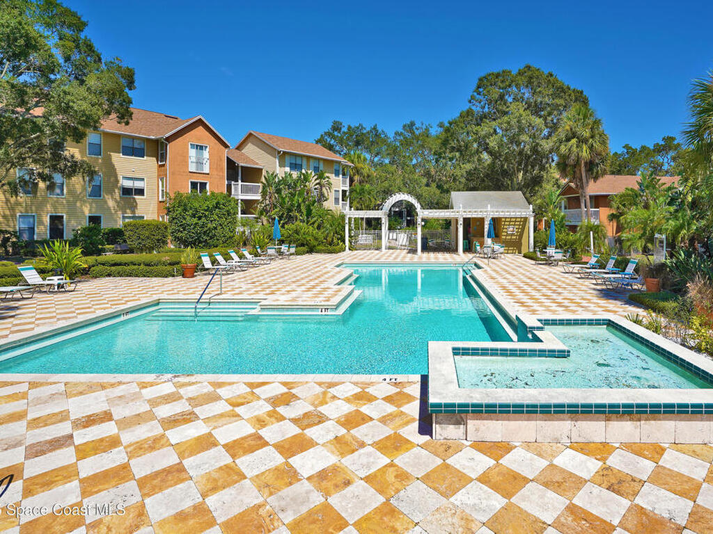 225 S Tropical Trail, Merritt Island, FL 32952