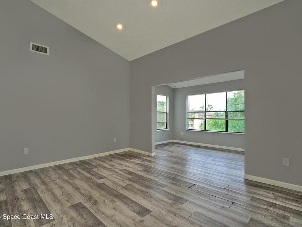 225 S Tropical Trail, Merritt Island, FL 32952