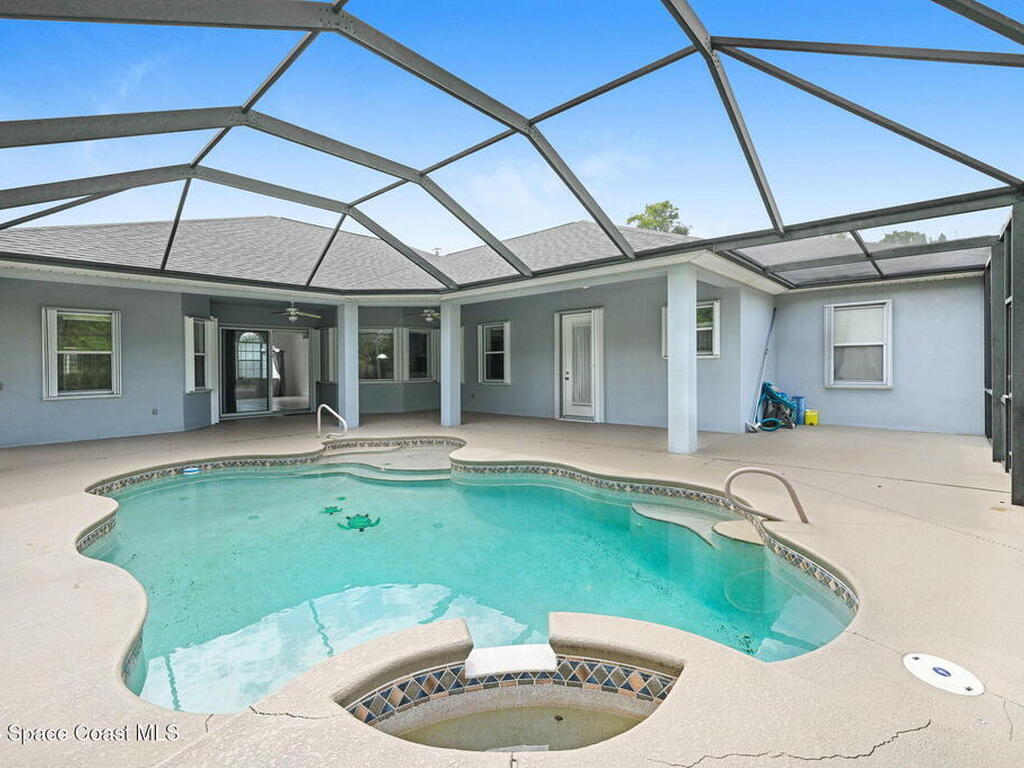 5600 Barna Avenue, Titusville, FL 32780