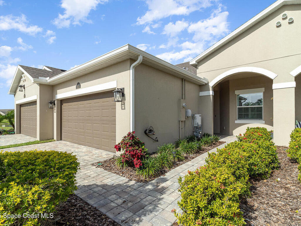 8124 Loren Cove Drive, Melbourne, FL 32940
