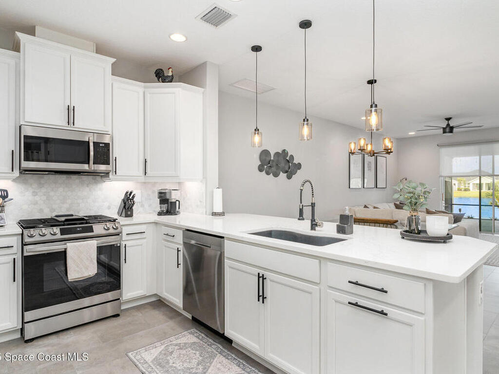 8124 Loren Cove Drive, Melbourne, FL 32940