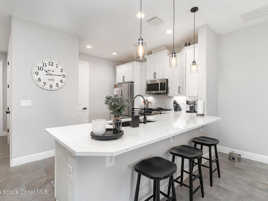 8124 Loren Cove Drive, Melbourne, FL 32940