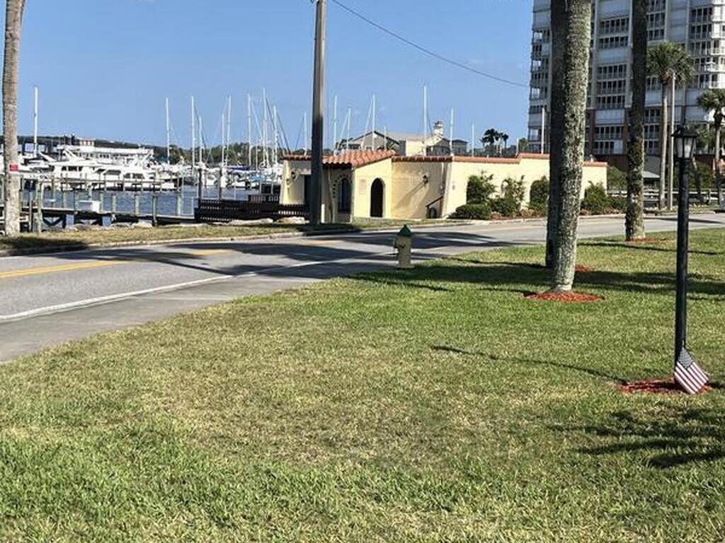 115 N Indian River Drive, Cocoa, FL 32922