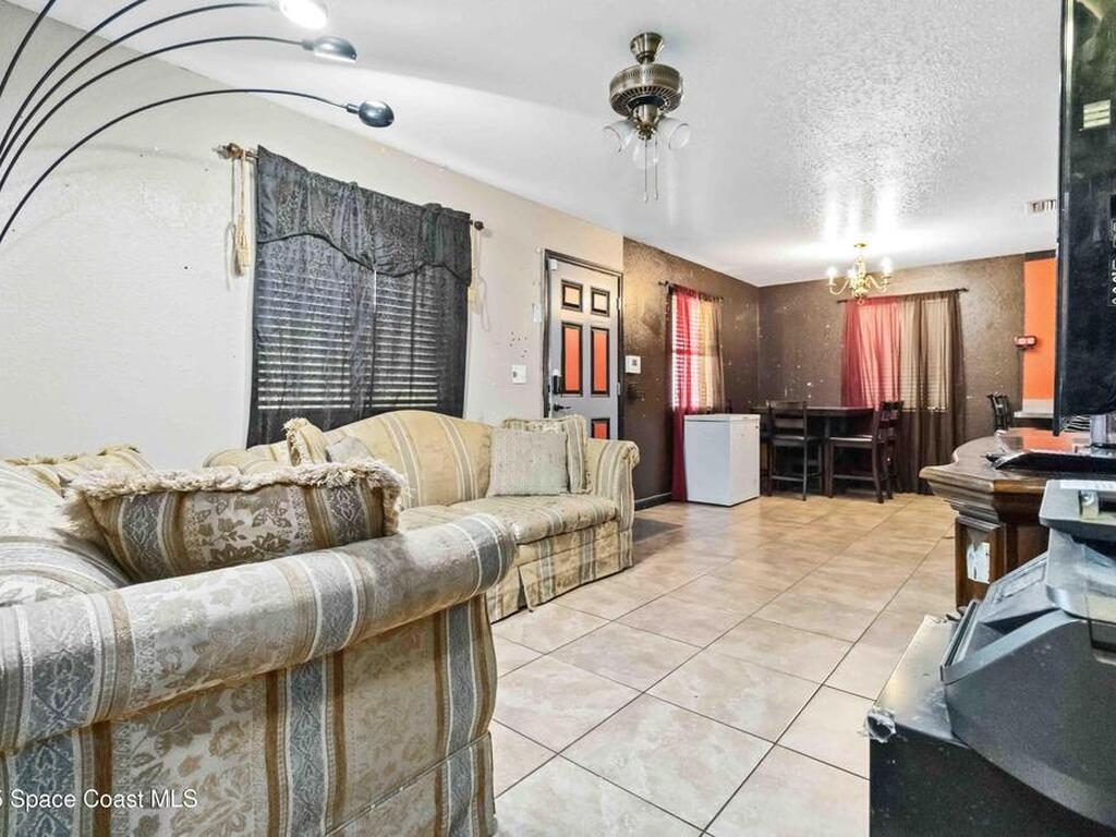 1045 Dove Street, Melbourne, FL 32935