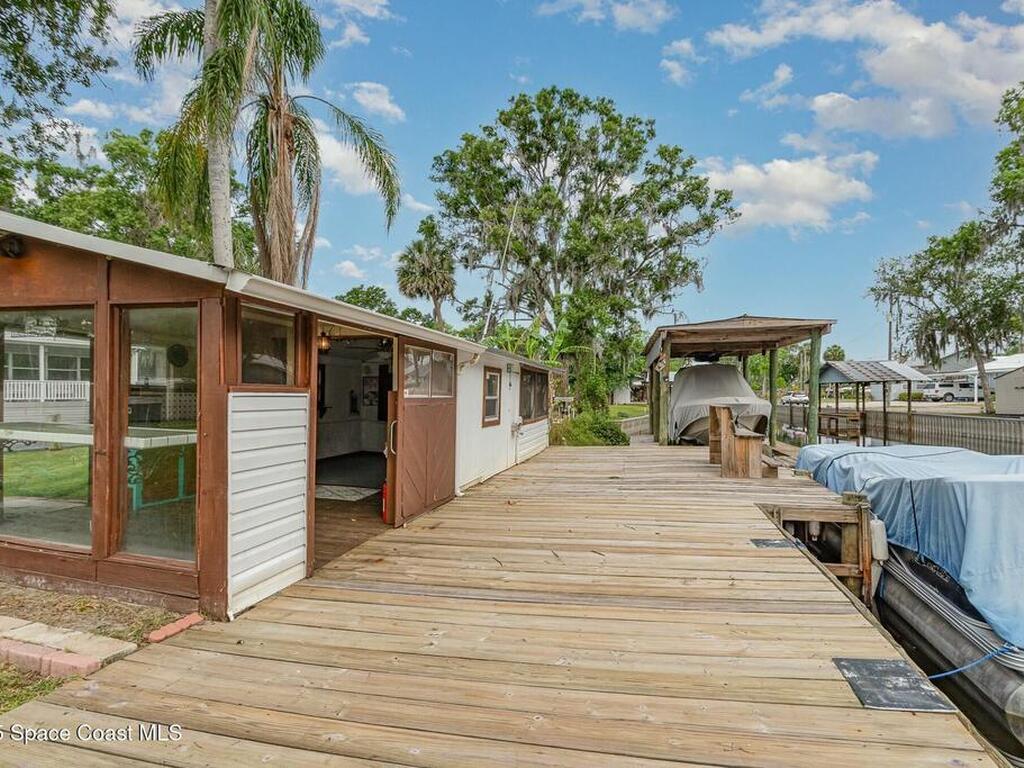 55726 Dale Circle, Astor, FL 32102