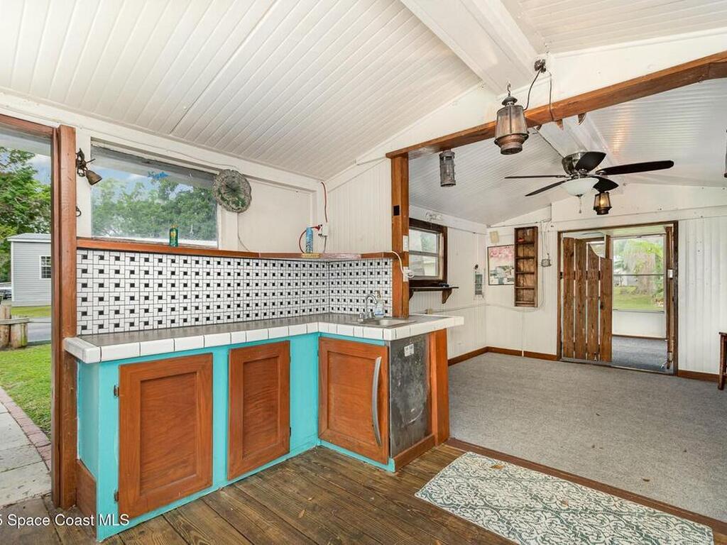 55726 Dale Circle, Astor, FL 32102