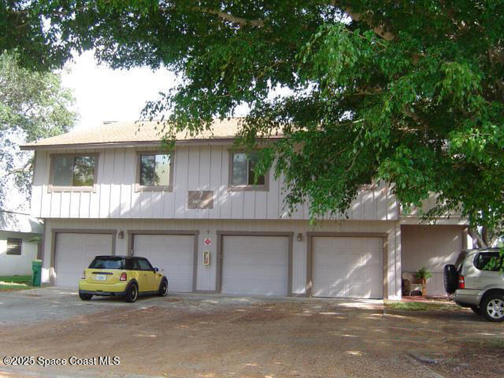 5 Fairway Drive, Cocoa Beach, FL 32931
