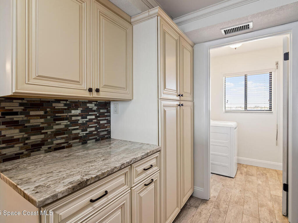 250 S Sykes Creek Parkway, Merritt Island, FL 32952