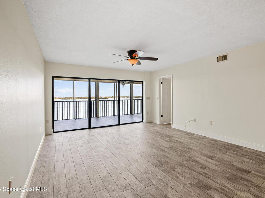 250 S Sykes Creek Parkway, Merritt Island, FL 32952