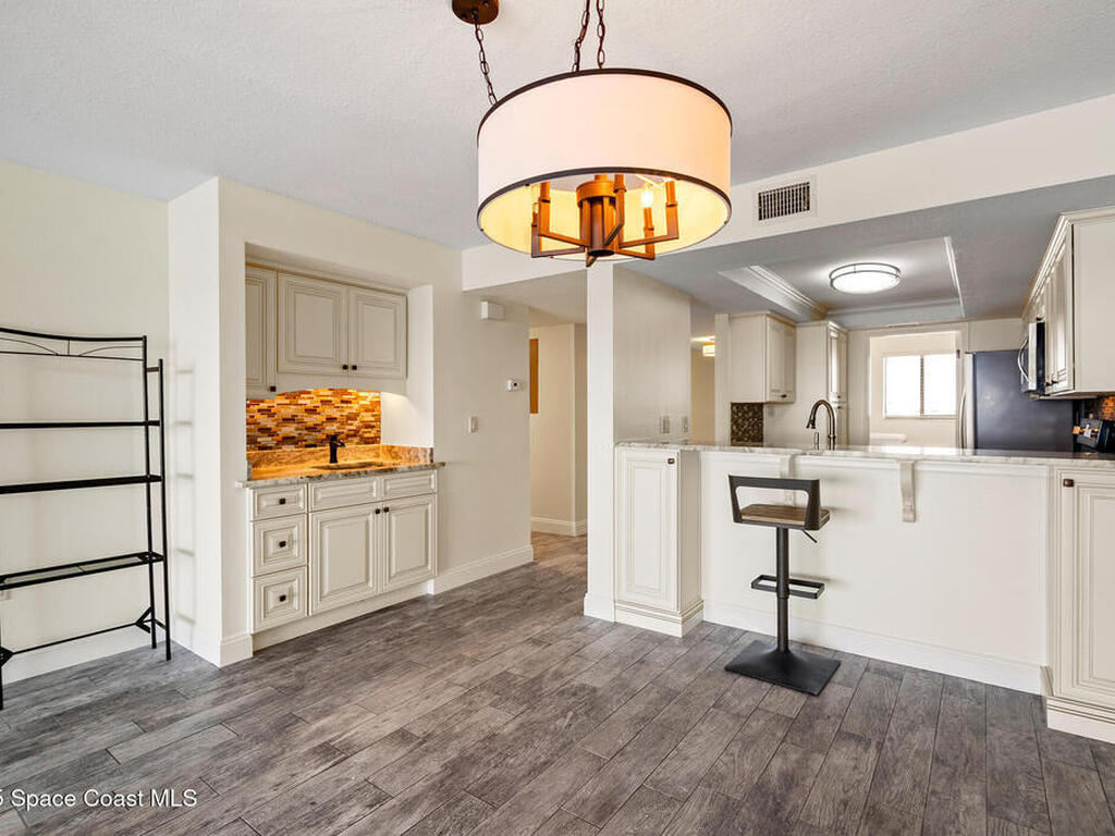 250 S Sykes Creek Parkway, Merritt Island, FL 32952