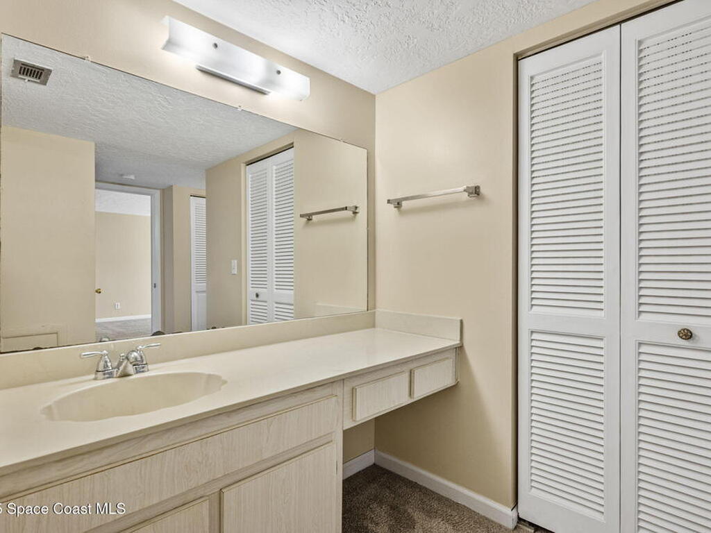 315 Tangle Run Boulevard, Suntree, FL 32940