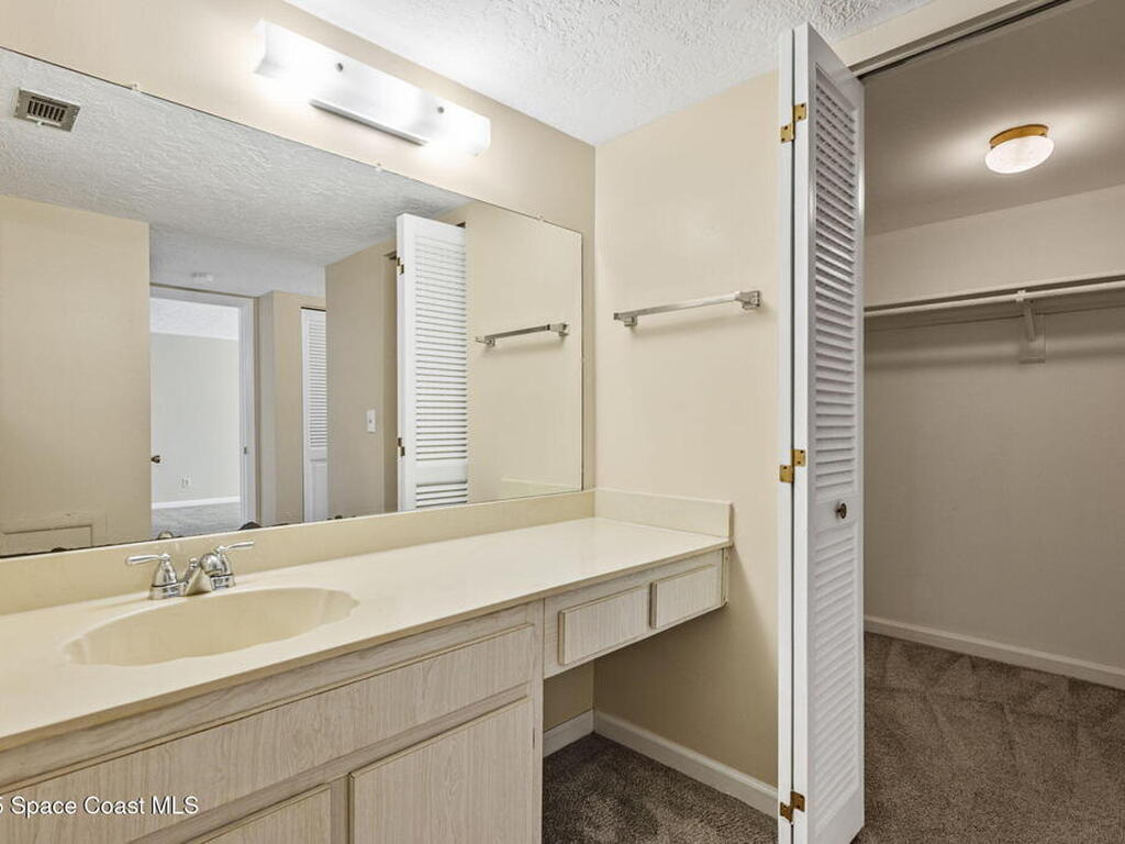 315 Tangle Run Boulevard, Suntree, FL 32940