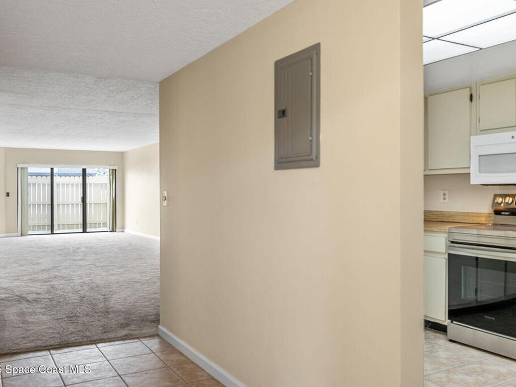 315 Tangle Run Boulevard, Suntree, FL 32940