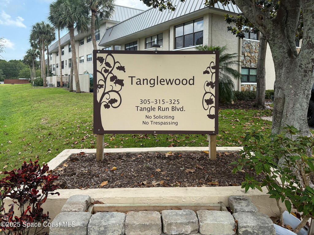 315 Tangle Run Boulevard, Suntree, FL 32940