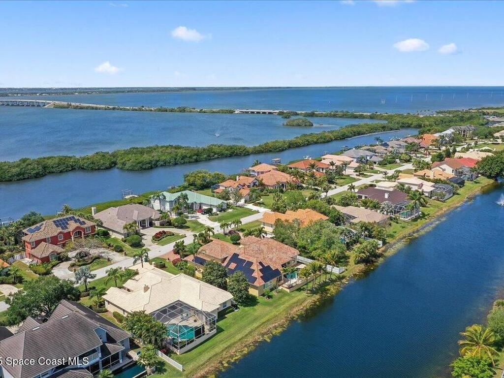 347 Lanternback Island Drive, Satellite Beach, FL 32937