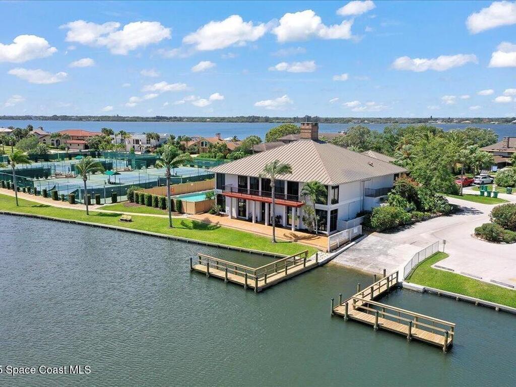 347 Lanternback Island Drive, Satellite Beach, FL 32937
