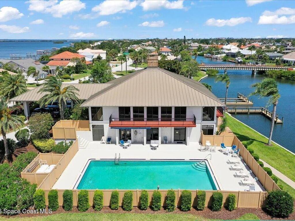 347 Lanternback Island Drive, Satellite Beach, FL 32937