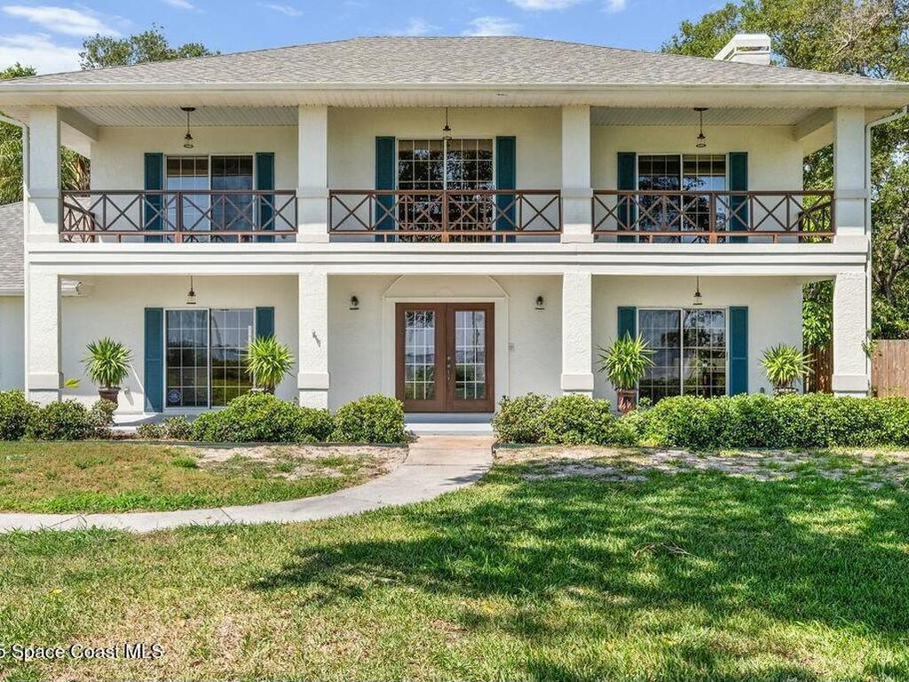 100 Woods South Drive, Merritt Island, FL 32952