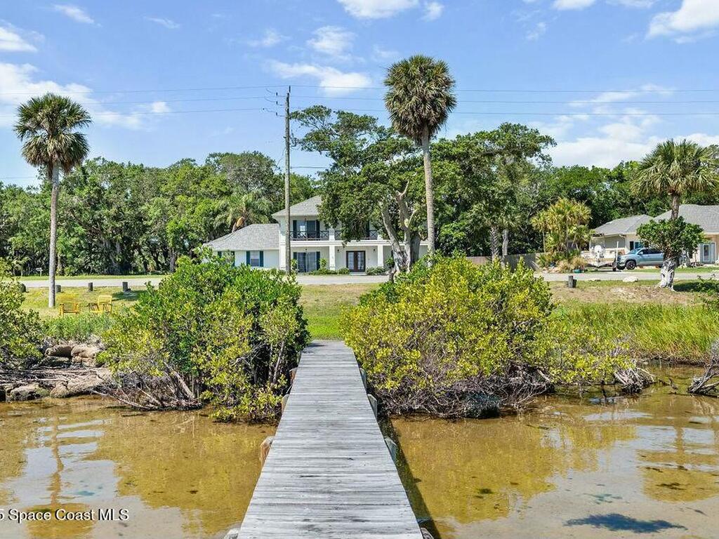 100 Woods South Drive, Merritt Island, FL 32952