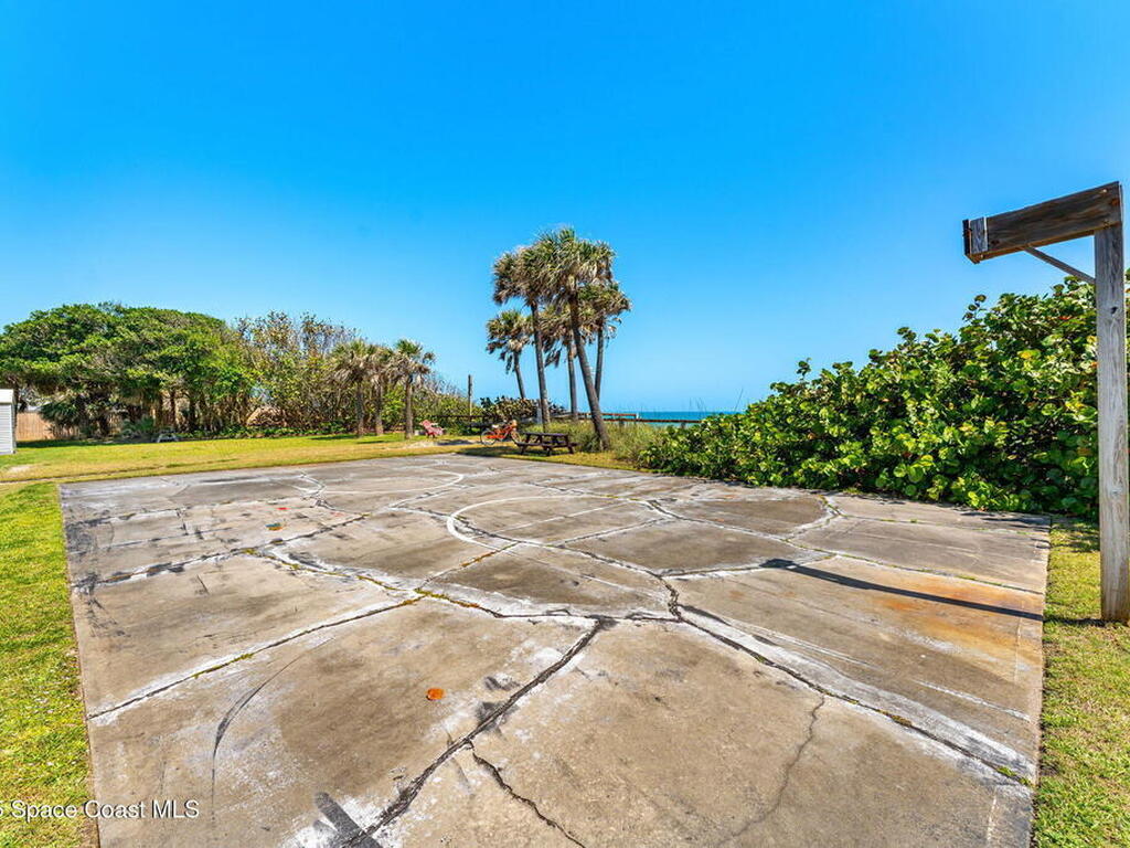6840 Angeles Road, Melbourne Beach, FL 32951