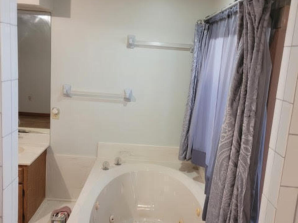 4380 N Tropical Trail, Merritt Island, FL 32953