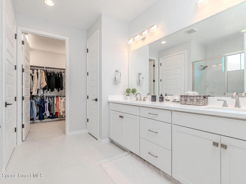 9527 Ebeko Court, Melbourne, FL 32940