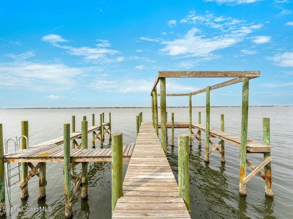 9490 S Tropical Trail, Merritt Island, FL 32952