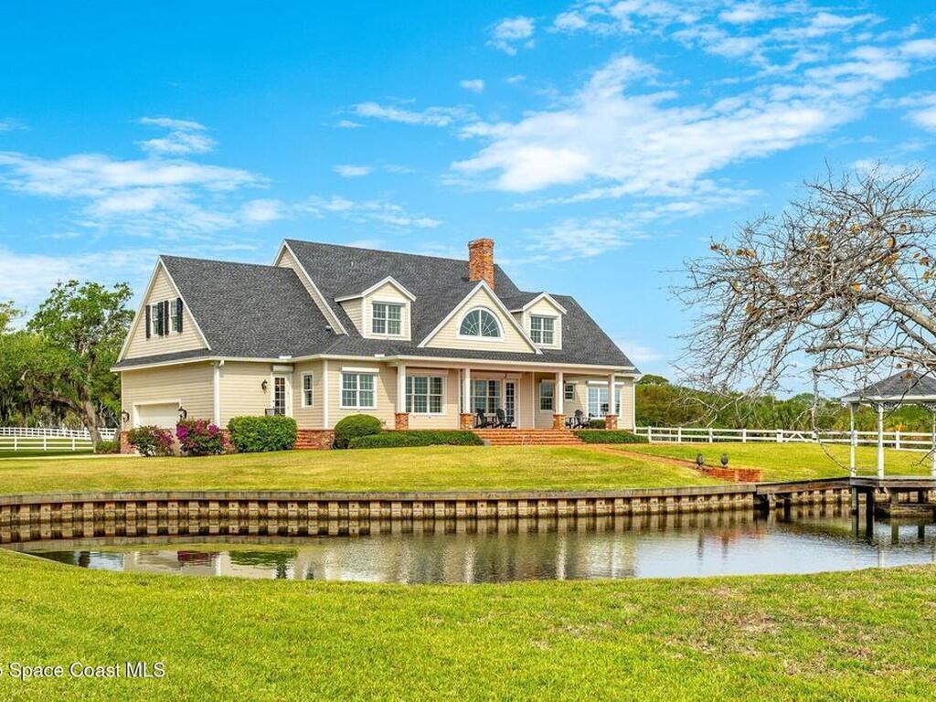 9490 S Tropical Trail, Merritt Island, FL 32952