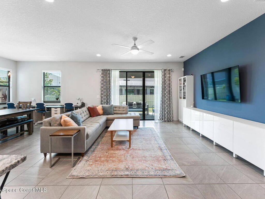 7504 Poulicny Lane, Melbourne, FL 32940