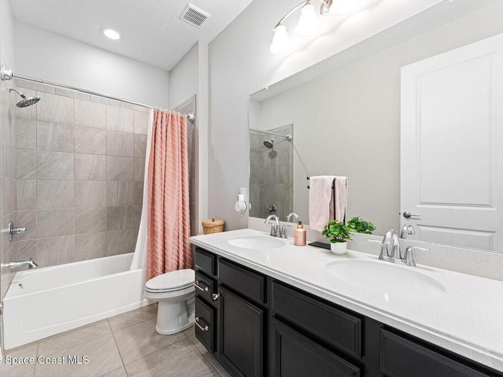 7504 Poulicny Lane, Melbourne, FL 32940