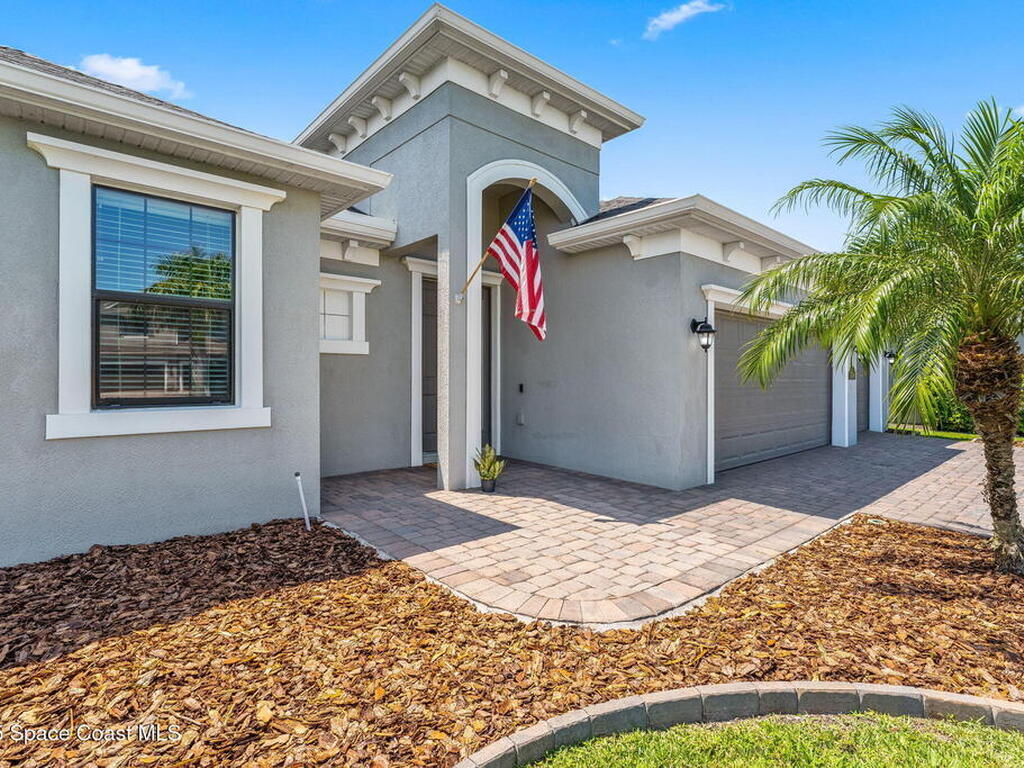 7504 Poulicny Lane, Melbourne, FL 32940