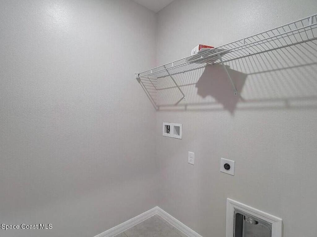 3376 Hummingbird Avenue, Palm Bay, FL 32908