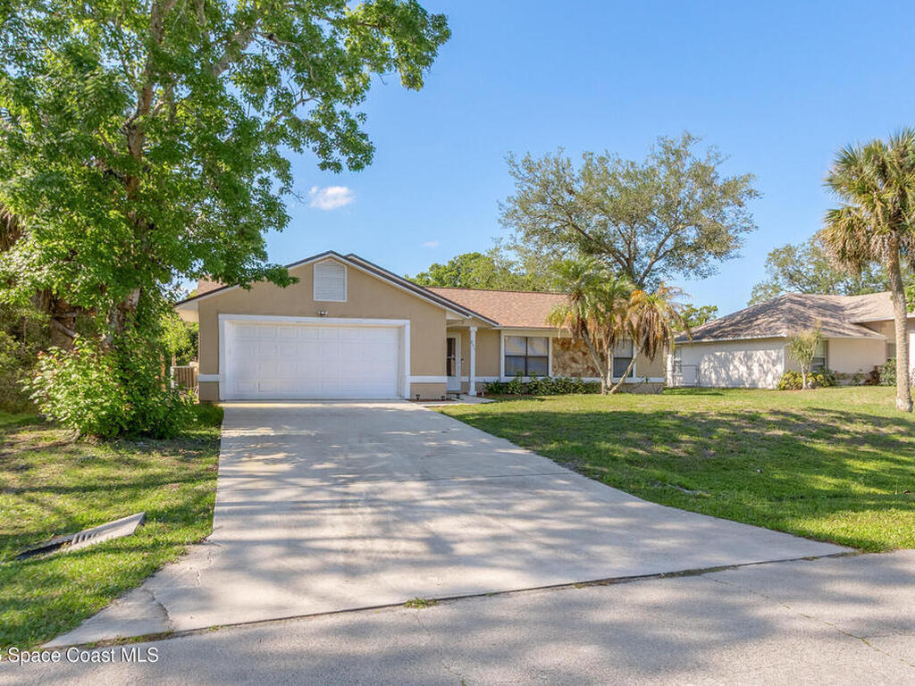 841 Jamaica Avenue, Sebastian, FL 32958