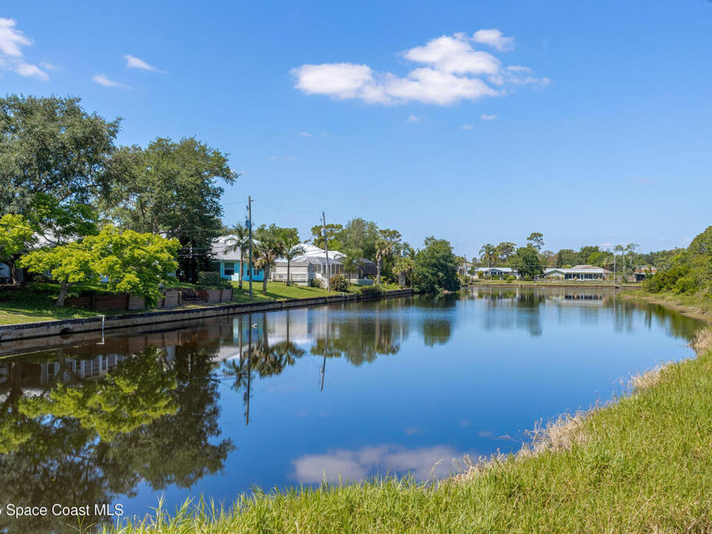 841 Jamaica Avenue, Sebastian, FL 32958