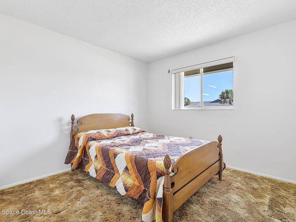 1240 Arlington Circle, Merritt Island, FL 32952