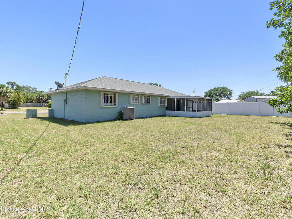 1240 Arlington Circle, Merritt Island, FL 32952