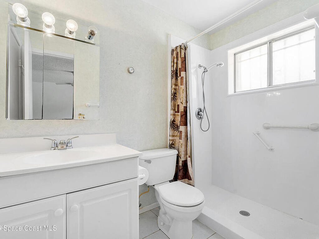 1240 Arlington Circle, Merritt Island, FL 32952