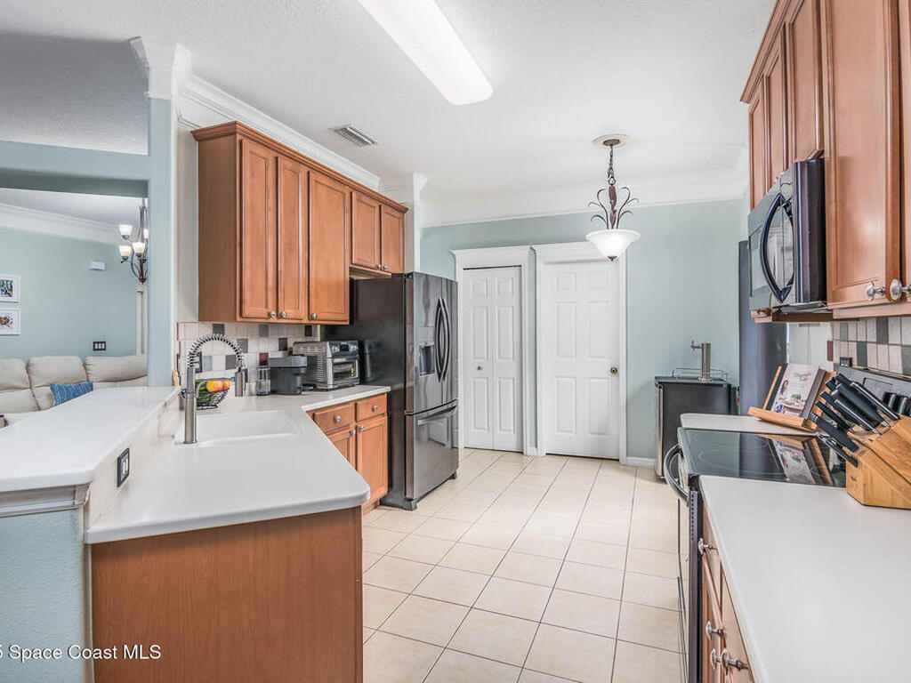 5736 Indigo Crossing Drive, Rockledge, FL 32955