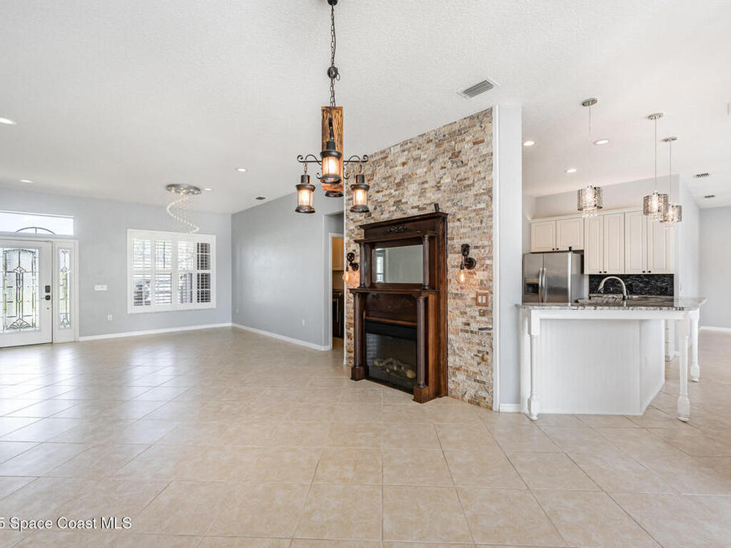 2587 Ramsdale Drive, Palm Bay, FL 32909