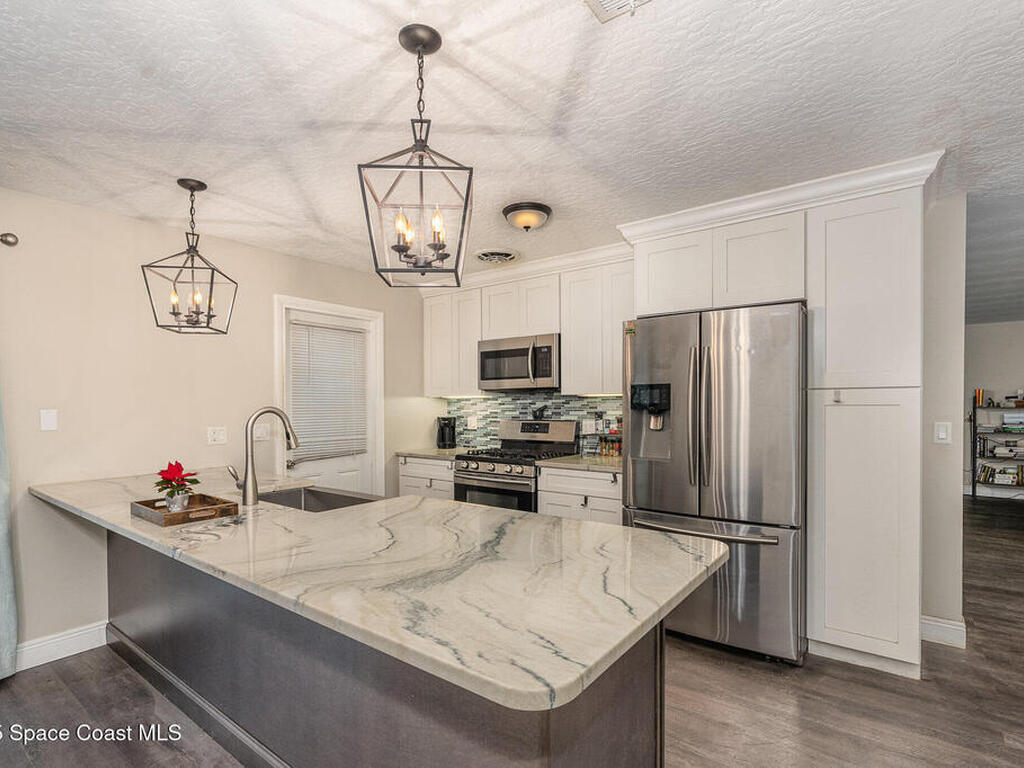 100 Barbados Drive, Merritt Island, FL 32952