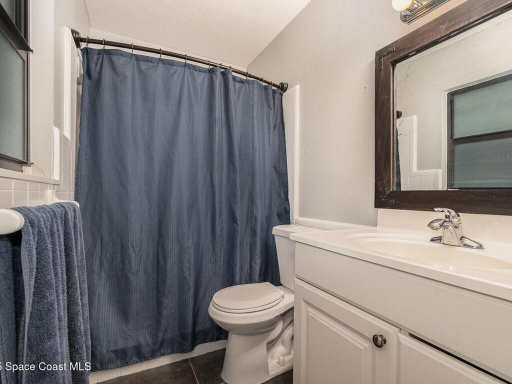 100 Barbados Drive, Merritt Island, FL 32952