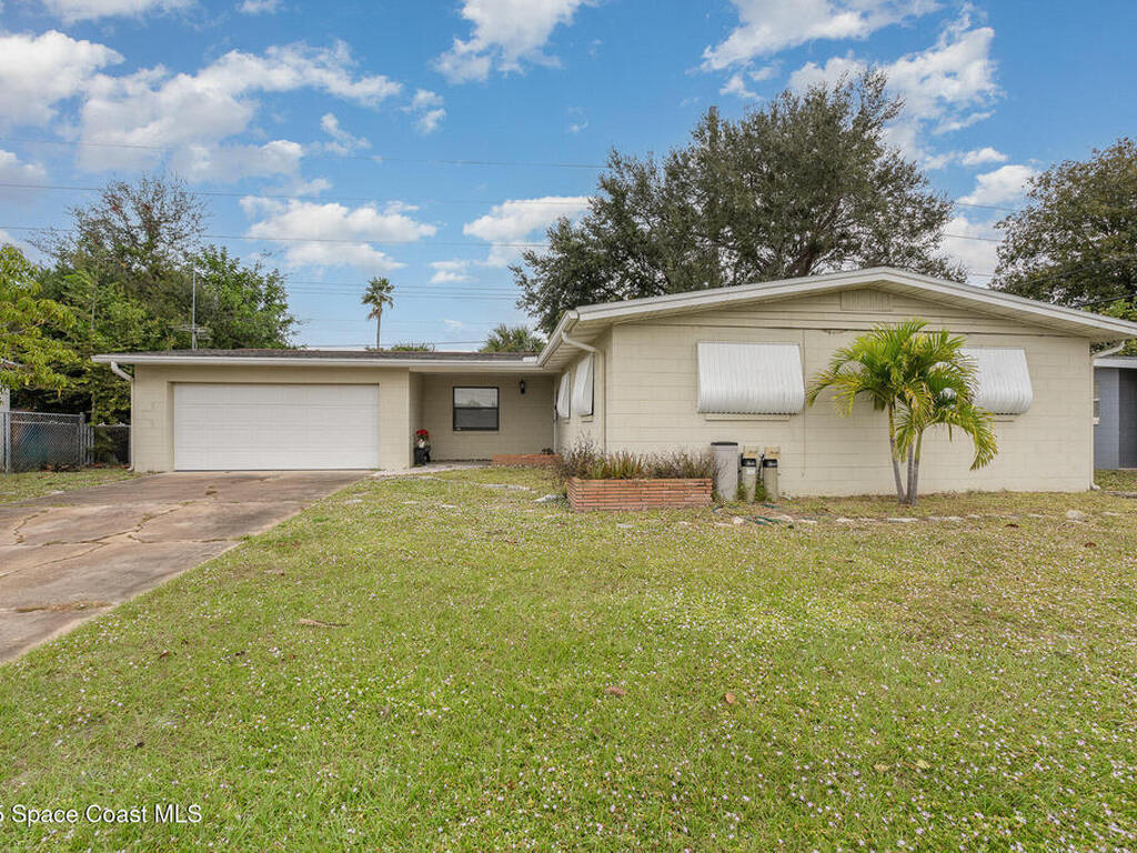 100 Barbados Drive, Merritt Island, FL 32952